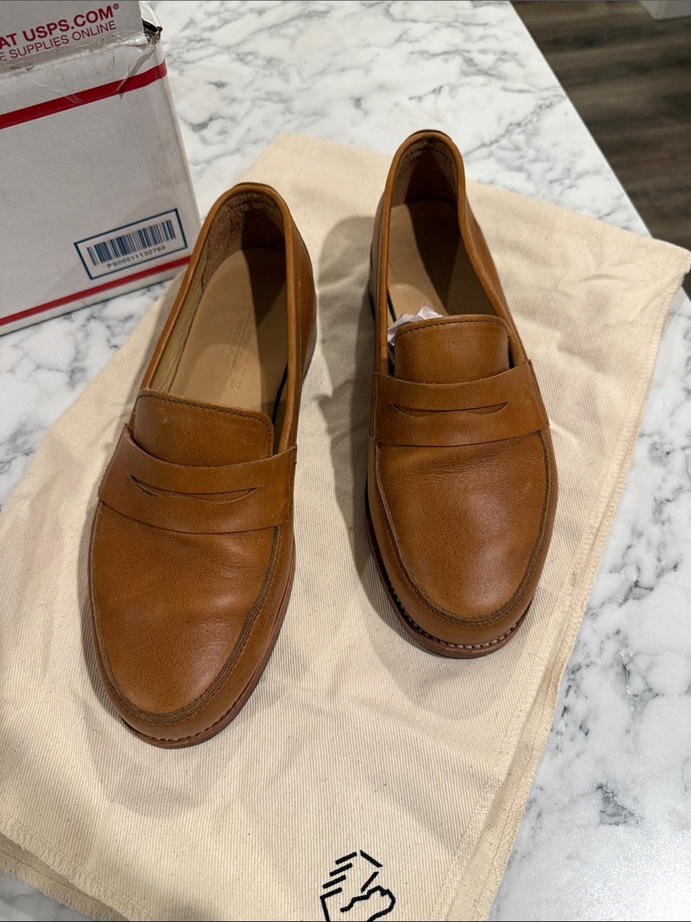 Womens Adelante loafers size 9 slight wide